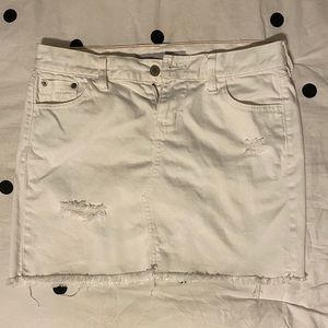 Like new, Old Navy white denim mini skirt